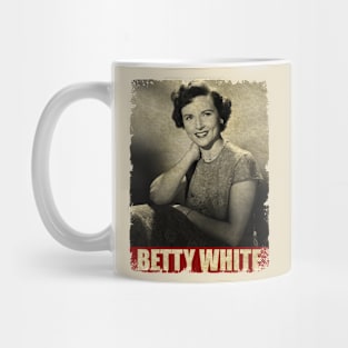 Betty White - NEW RETRO STYLE Mug